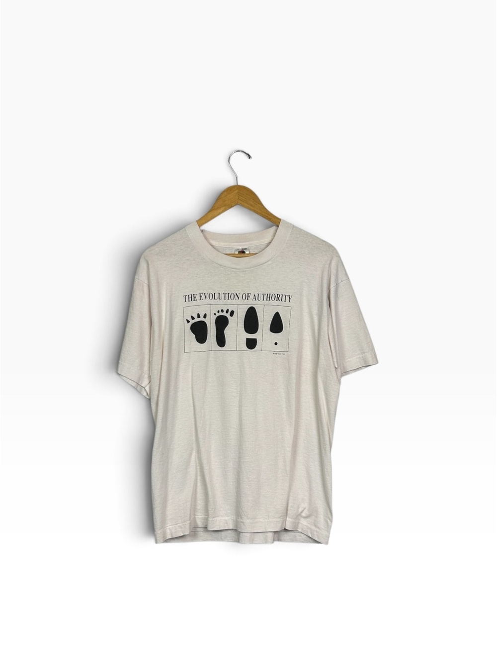 Vintage Fruit of the Loom The Evolution of Authority Graphic T-Shirt Large